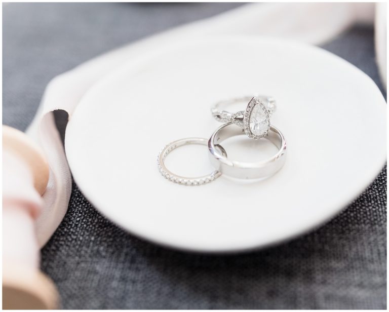 An Engagement Ring Buying Guide for Chicago, Illinois