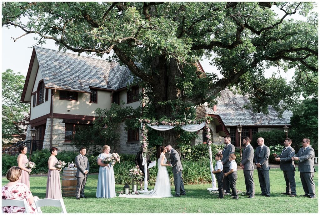 the grove redfield estate wedding ceremony